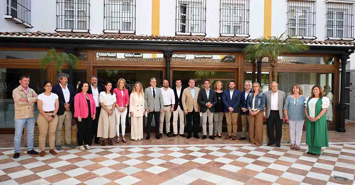 El PP presenta en El Puerto su candidatura a las elecciones autonómicas del 19J