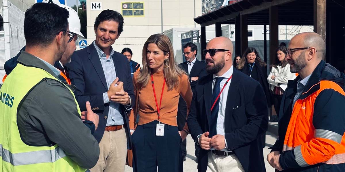 El alcalde Germán Beardo visita las obras de la ampliación de Airbus en El Puerto