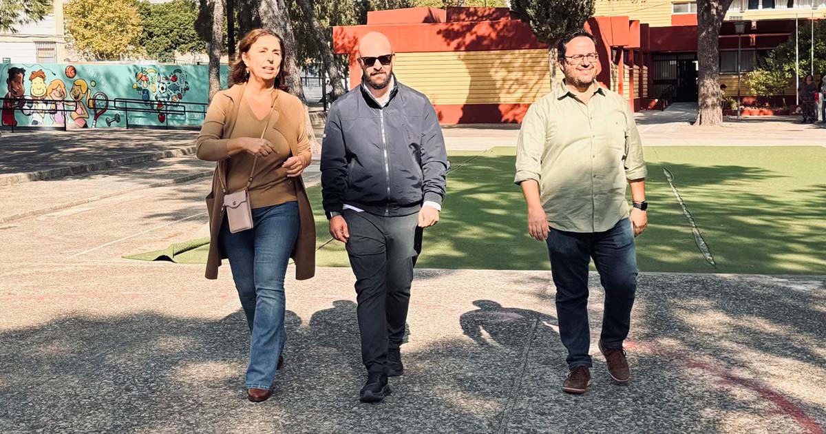 Las mejoras en los colegios Cristóbal Colón y Las Carmelitas impulsan la modernización educativa en El Puerto