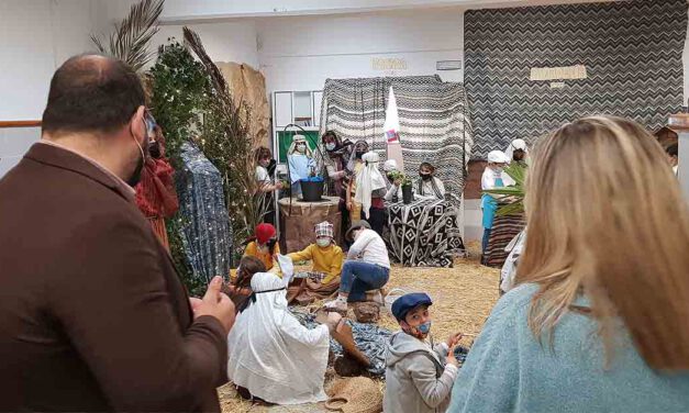 El CEIP Cristóbal Colón convierte sus instalaciones en un recorrido histórico por el nacimiento de Jesucristo