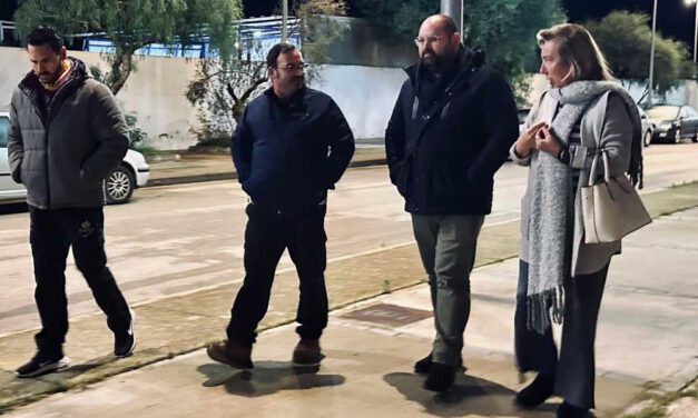 El Gobierno local y la Asociación de Vecinos El Castillo acuerdan las inversiones del PFEA 2025 en Doña Blanca