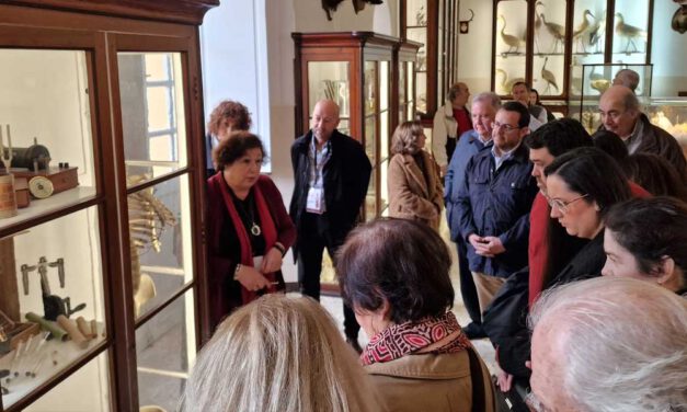 Los Museos de Ciencias y Litúrgico del Colegio SAFA-San Luis rinden homenaje al legado del Padre Luis Conradi con visitas guiadas especiales
