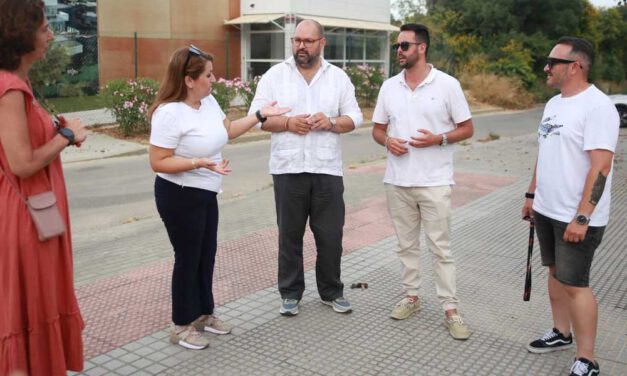 El Ayuntamiento intensifica su contacto con los barrios con una visita a Puerto Norte