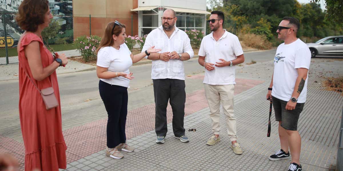 El Ayuntamiento intensifica su contacto con los barrios con una visita a Puerto Norte