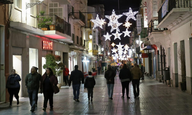 El Ayuntamiento de El Puerto gastará más de 170 mil euros en luces de Navidad