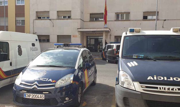 La Policía Nacional escribe una carta en apoyo a los abuelos de las residencias