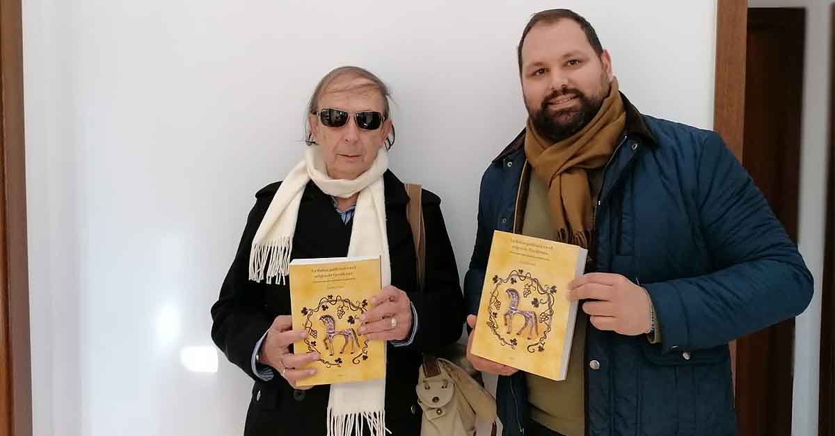 Javier Bello felicita a Diego Ruiz Mata por su nuevo libro