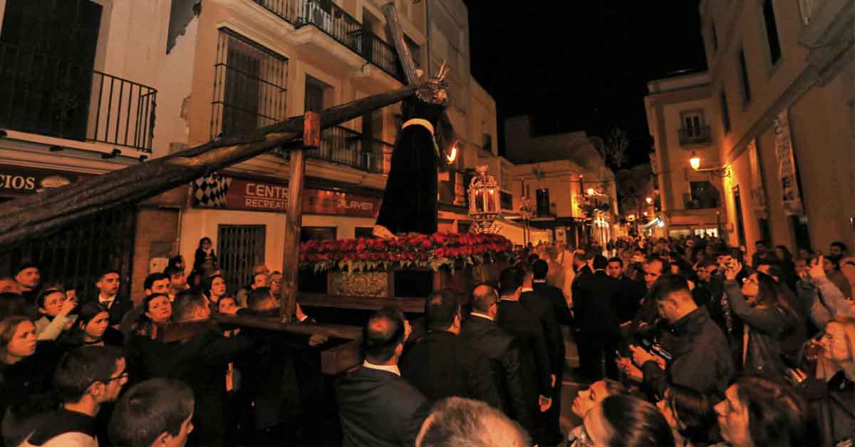 Las salidas procesionales regresan a Cádiz un año y medio después