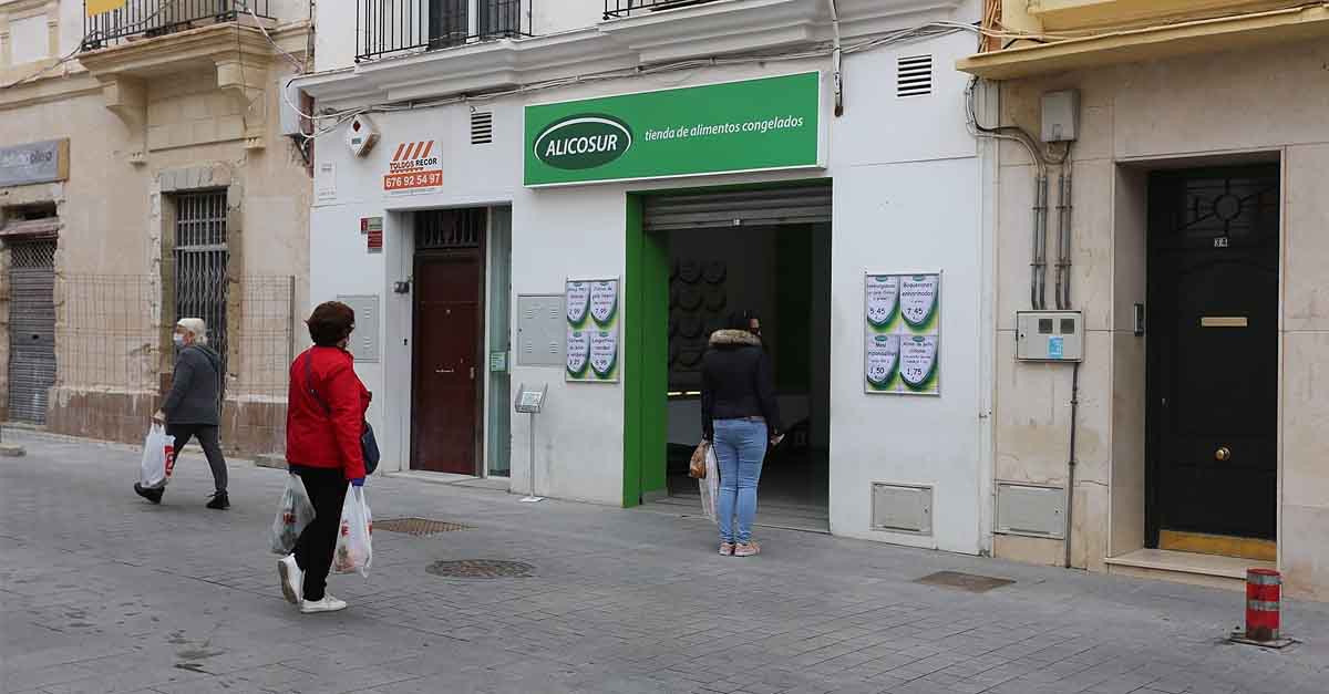 Los comercios minoristas podrán abrir Jueves y Viernes Santo