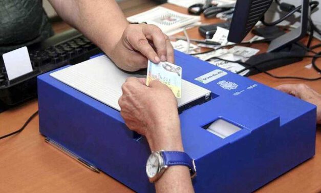 La Policía reinicia el servicio de renovación del DNI en la fase 2