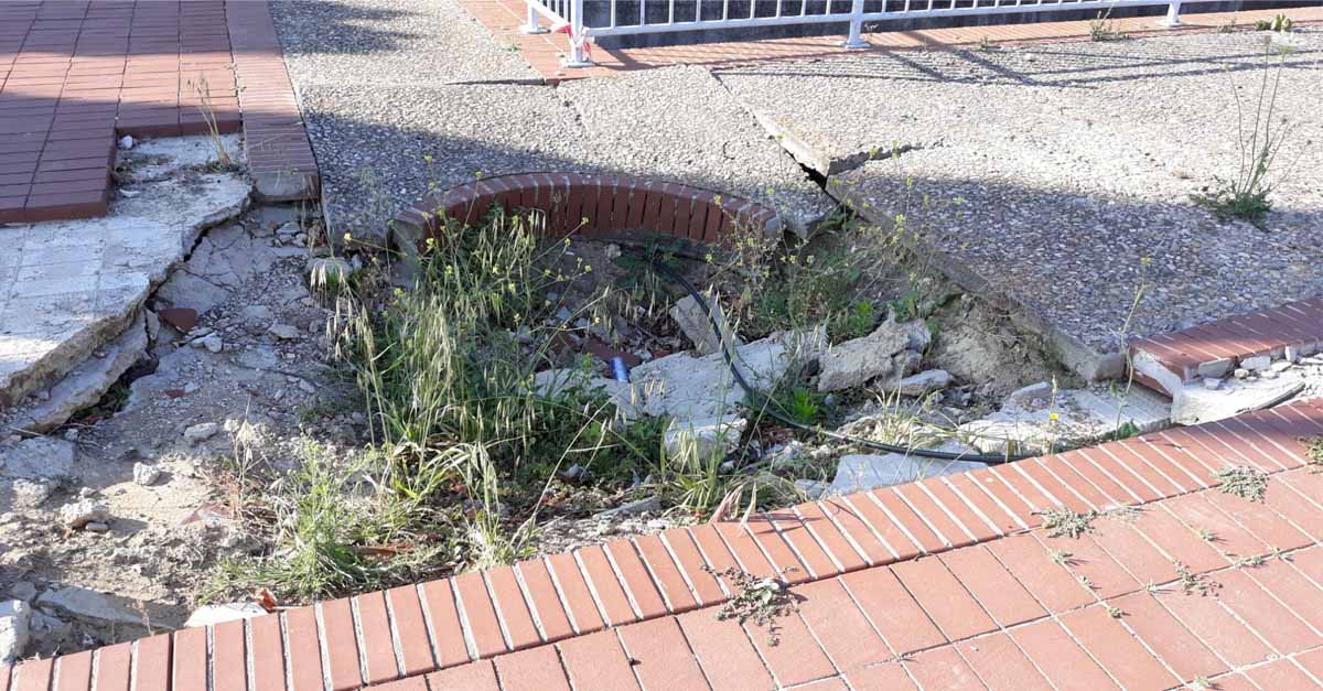 La Flave reclama soluciones a los desperfectos en la avenida de Valencia
