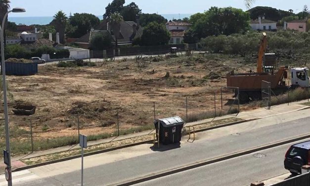 Vecinos de la Duna del Águila insisten en parar el nuevo campo de fútbol