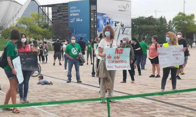 La Junta cifra en un 4,5% el seguimiento de la huelga que exige una "educación segura"