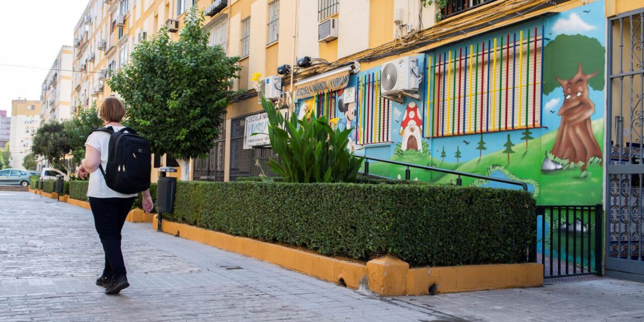Salud cierra dos guarderías en Sevilla, una de ellas por el positivo de un niño