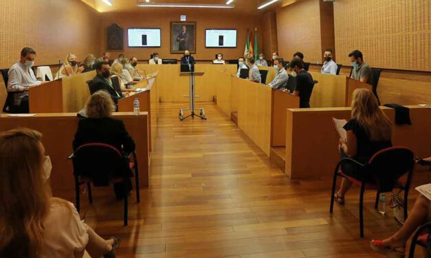La oposición rechaza de nuevo el estudio de viabilidad económica de los autobuses urbanos