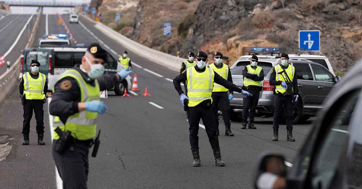 La Junta no contempla restringir la entradas y salidas de Andalucía