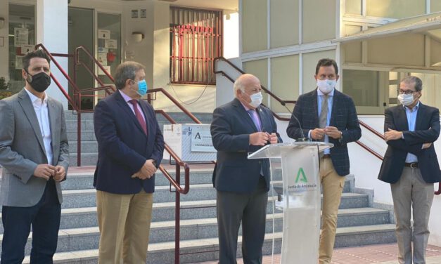 Salud inicia la campaña de gripe a más de 52.000 usuarios de residencias