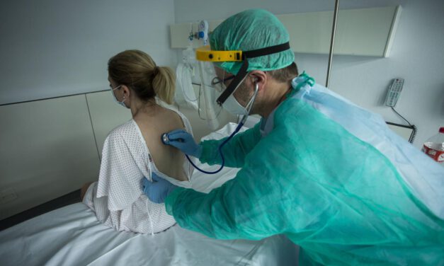 Andalucía suma 49 hospitalizados por Covid en 24 horas