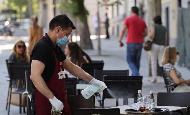 La hostelería pide a la Junta ampliar los horarios hasta 23.30 horas