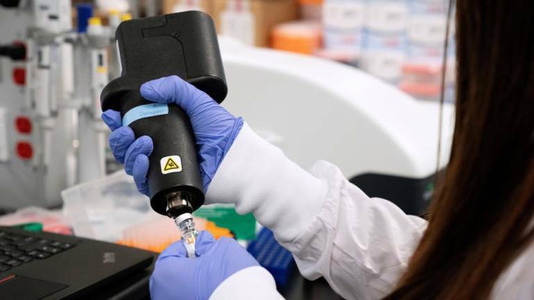 Sanidad espera vacunas gratuitas para 10 millones de personas a finales de año