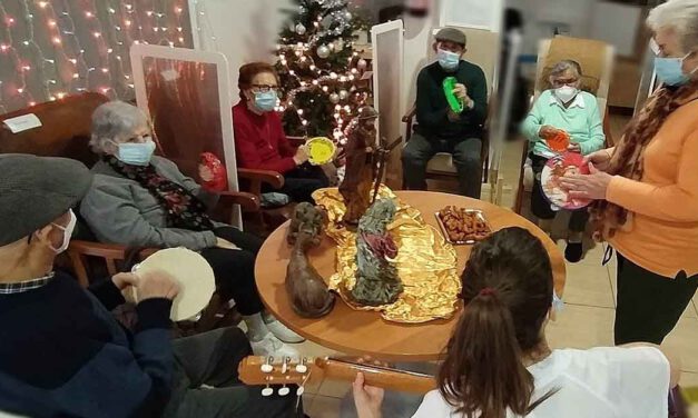 El Centro San Juan organiza una Nochebuena muy especial para sus mayores