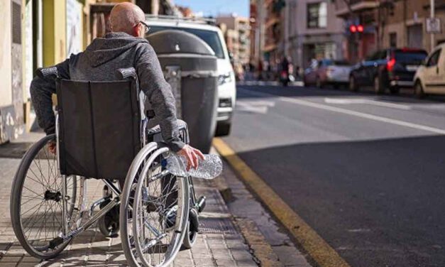 Vox El Puerto pide al gobierno local que elabore la Ordenanza de Accesibilidad