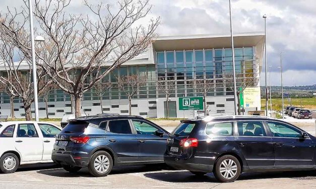 El centro de Salud Ángel Salvatierra contará "en breve" con el esperado equipamiento
