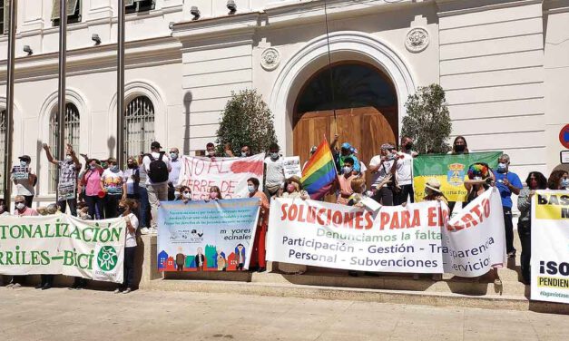 El PSOE satisfecho con la manifestación convocada por “Soluciones para El Puerto”