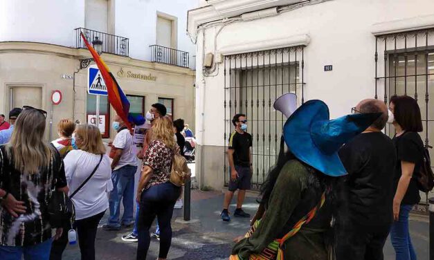La Flave, satisfecha por el "éxito" de la manifestación de 'Soluciones para El Puerto'