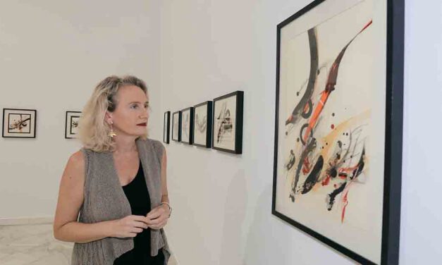 La experimentación y el arte abstracto se abren paso en el Centro Cultural Alfonso X con la exposición “3x3”