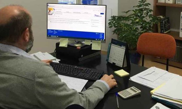 Vox solicita la Medalla de Oro para el Colegio de Graduados Sociales de Cádiz y Ceuta en su 50 aniversario
