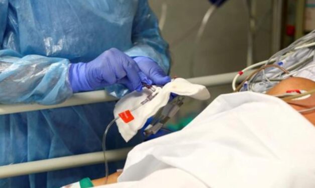 Andalucía roza los 700 hospitalizados por Covid con 186 más en una semana