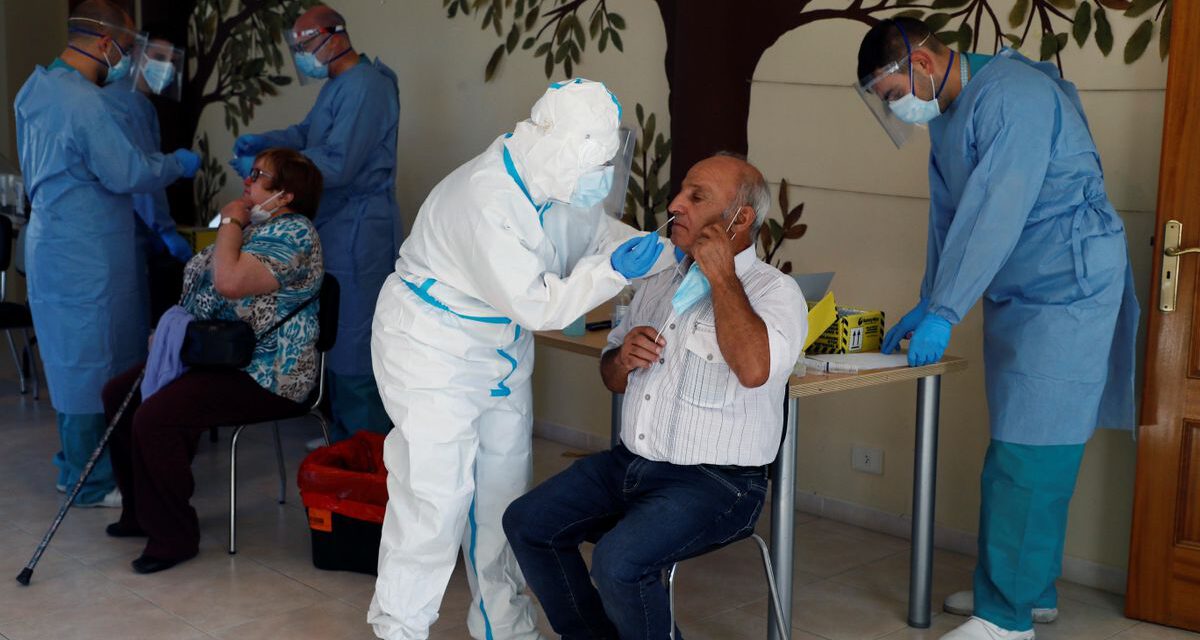 Sube hasta 686 los hospitalizados y los pacientes en UCI aumentan hasta los 132
