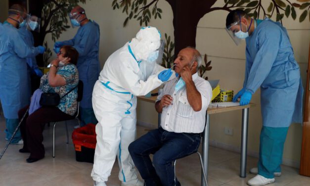 Sube hasta 686 los hospitalizados y los pacientes en UCI aumentan hasta los 132