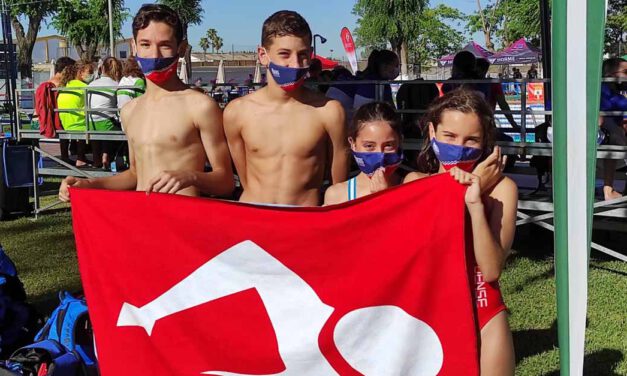 El nadador Pablo Gil del Club Natación Portuense consigue dos oros en el Campeonato de Andalucía