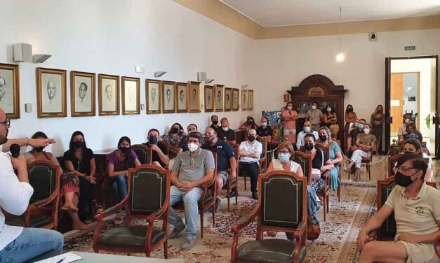 Beardo y Revive El Puerto abordan el estado de la ciudad en busca de soluciones