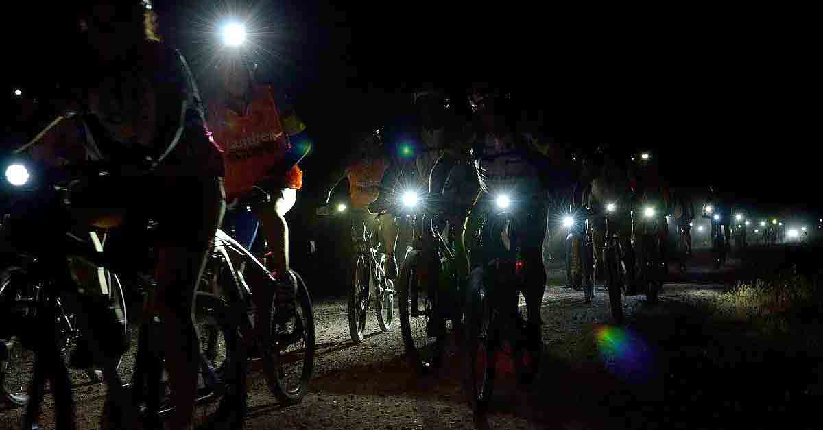 Nueva ruta guiada nocturna por las "Lagunas de El Puerto" en bicicleta bajo la luna llena