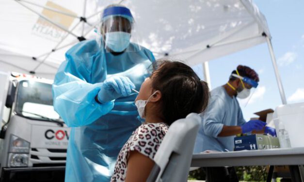 La incidencia sigue a la baja en Andalucía tras 4.184 contagios y 10 muertes