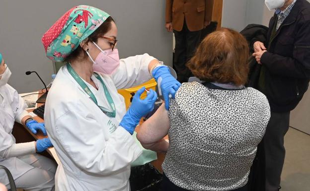 Andalucía registra 53 muertos por Covid-19, la mayor cifra en tres meses
