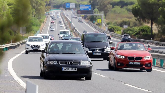 Tráfico prevé casi un millón de desplazamientos en Andalucía desde este viernes al domingo
