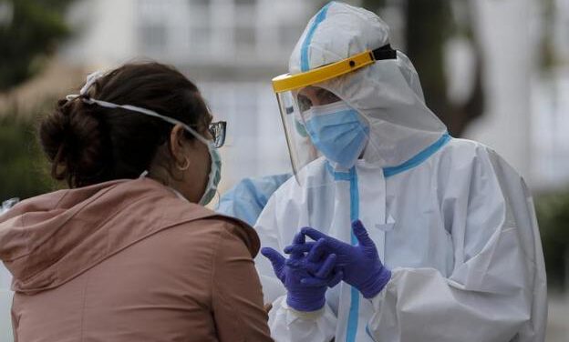 La tasa desciende a 50,1 en un día con cuatro muertos y 351 nuevos contagios