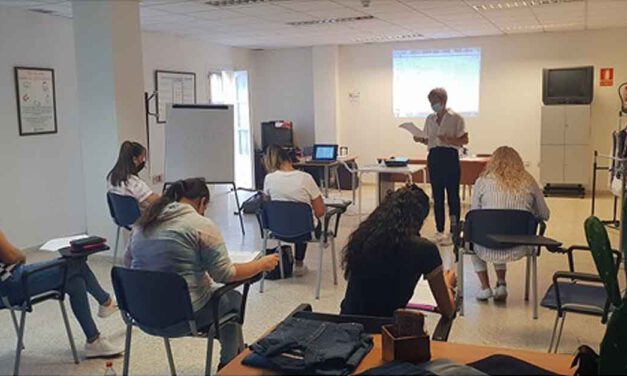 El Programa ERACIS continúa formando en diversas materias a personas desempleadas