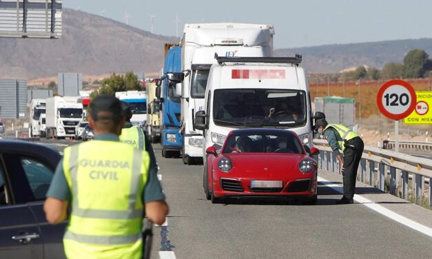 Salud prevé que dos tercios de Andalucía estén sin restricciones el jueves