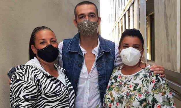 Calleja se reúne con la AAVV “Azada” para preparar las fiestas de Navidad en la Sierra de San Cristóbal