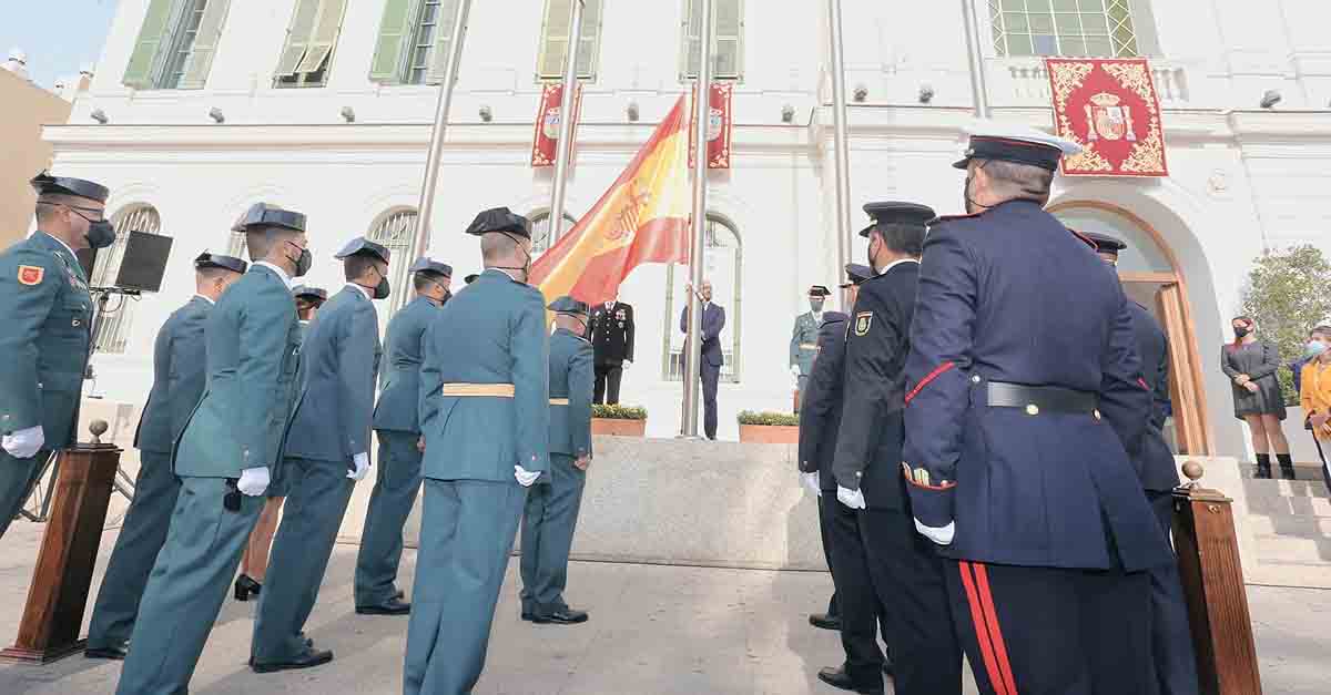 El Puerto se suma a la conmemoración de la Fiesta Nacional de España