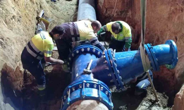 Apemsa repara una importante avería en el Camino Viejo de Rota que afectaba a la Costa Oeste