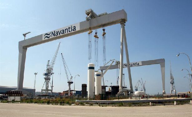 Defensa y Navantia firman la orden de ejecución del BAM-IS