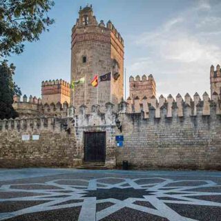 El Castillo de San Marcos acogerá un evento benéfico en apoyo a la parroquia de San Sebastián, con música y vinos de Jerez