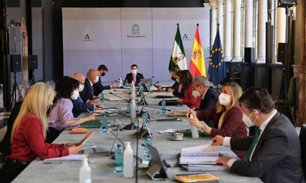 La Junta aprueba los presupuestos de 2022, que superan los 43.800 millones