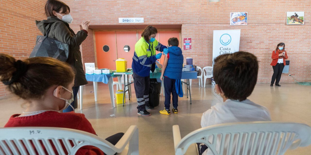 Gobierno y comunidades se reúnen el 4 de enero para tratar cuándo y cómo será la vuelta a las aulas
